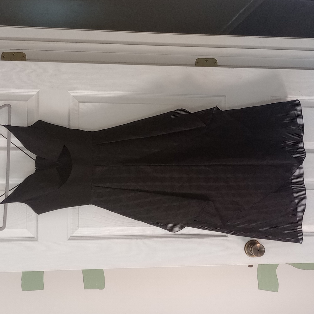 Nicholas Black size 2 Ball/Prom Dress